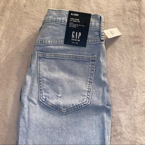 Gap jeans, info on picture